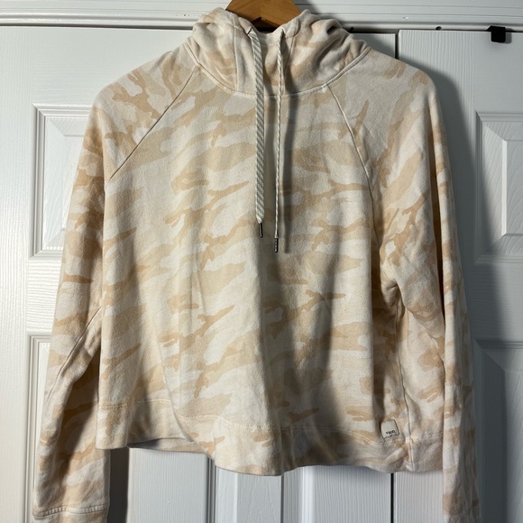 Vuori Tops - Vuori Beach Hoodie Bisque Camo Organic French Terry Sweatshirt Cotton Sz XS